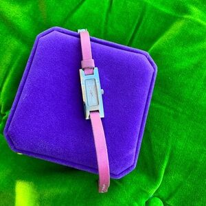 Authentic GUCCI ladies watch🌷🌷